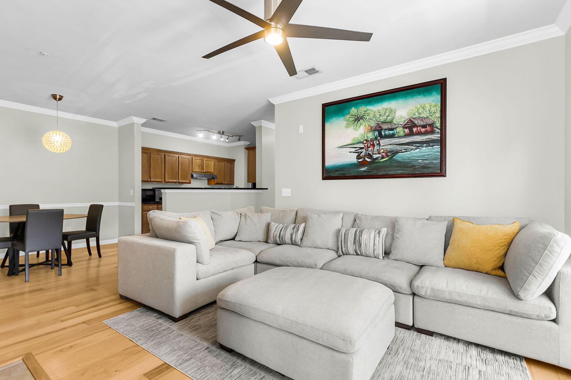 45 Sycamore Avenue Photo 10