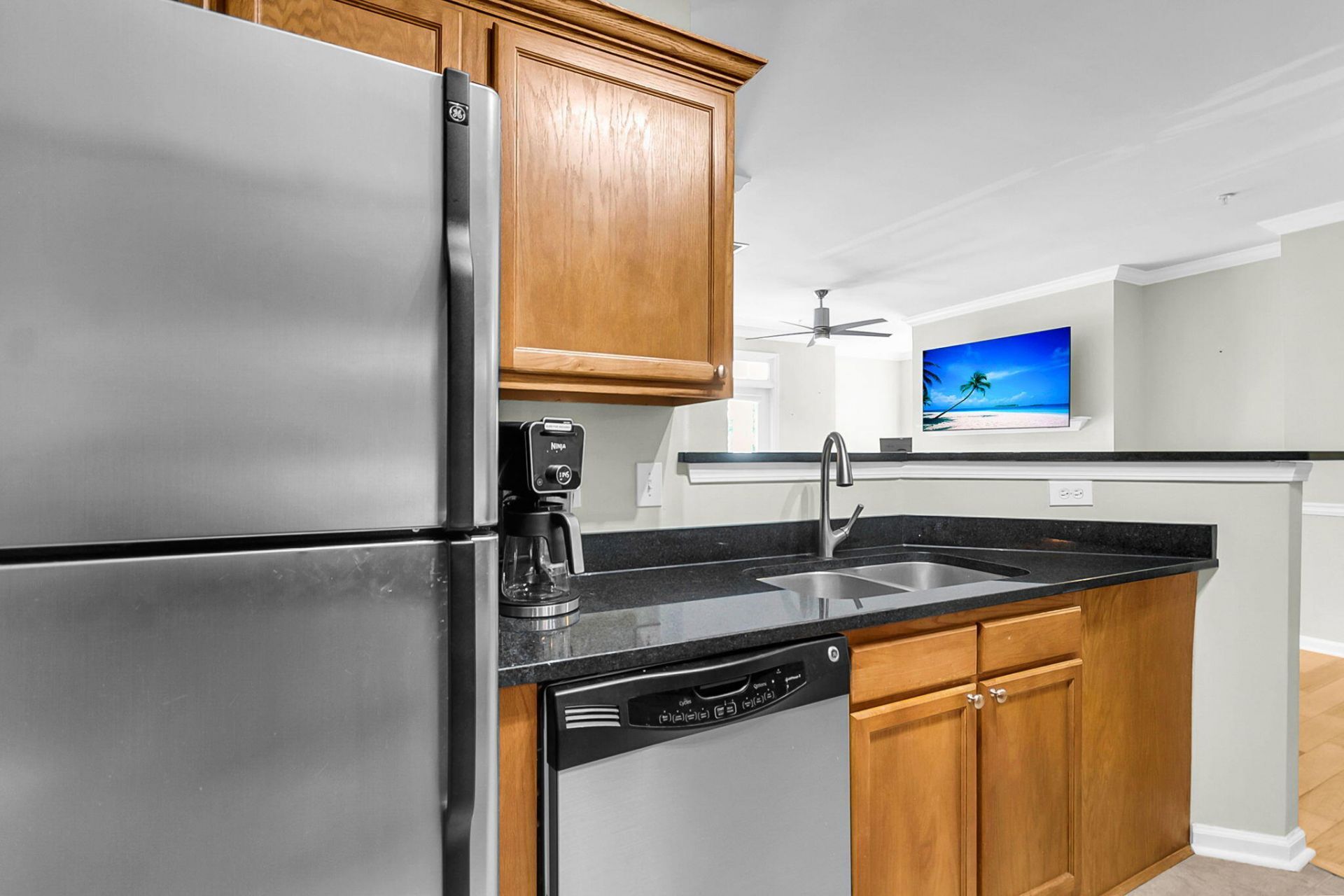 45 Sycamore Avenue Photo 14