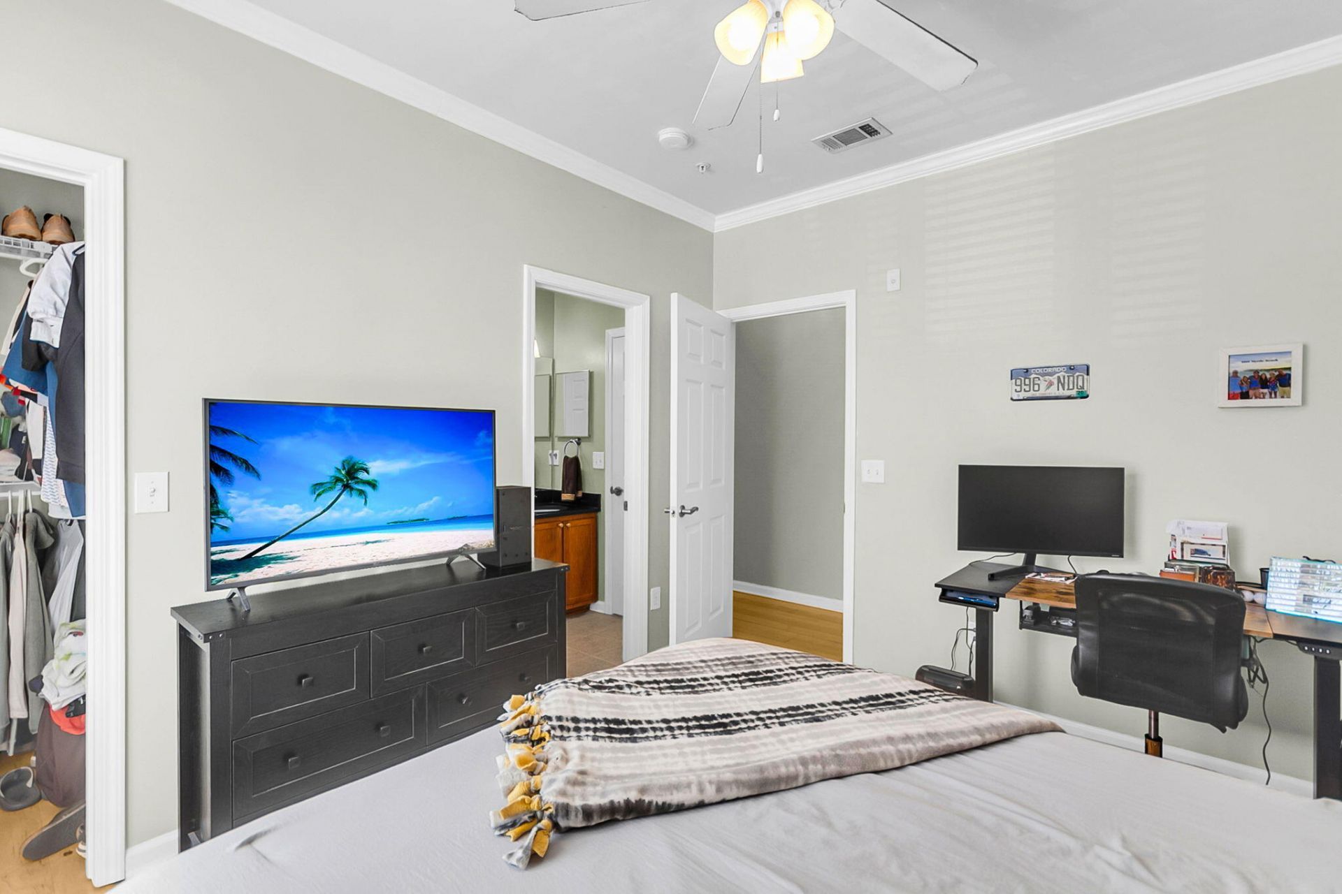 45 Sycamore Avenue Photo 20