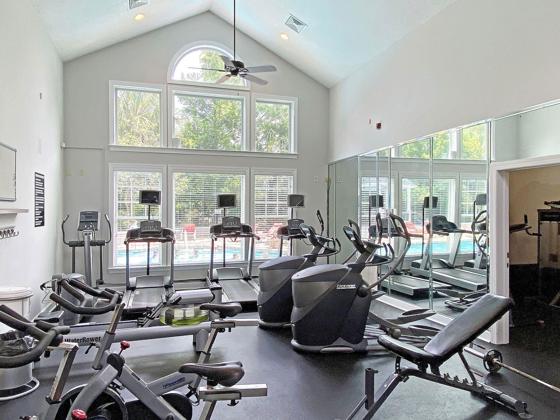 45 Sycamore Avenue Photo 34