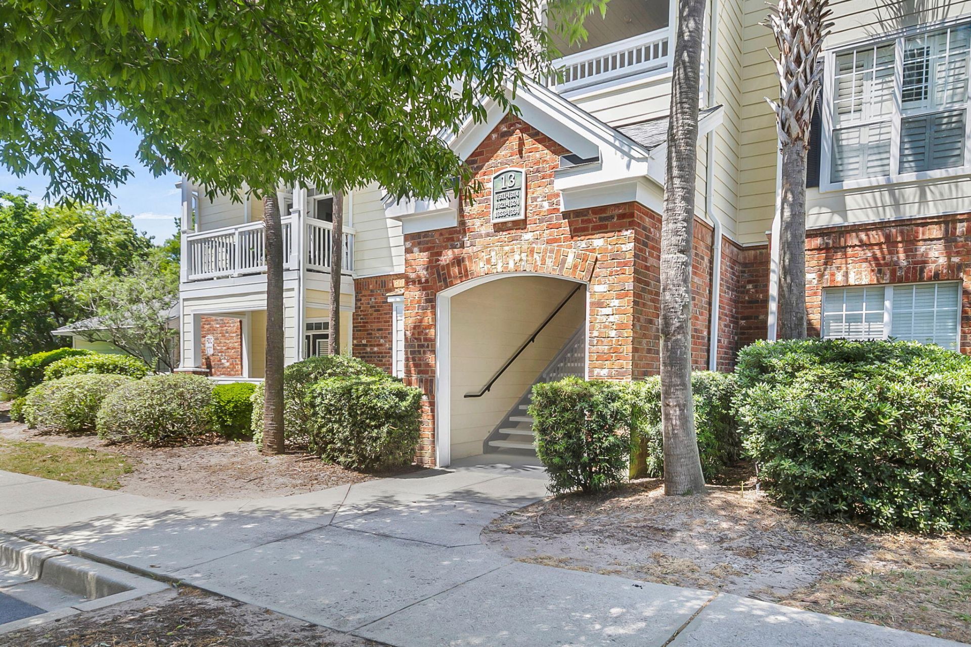 45 Sycamore Avenue Photo 37