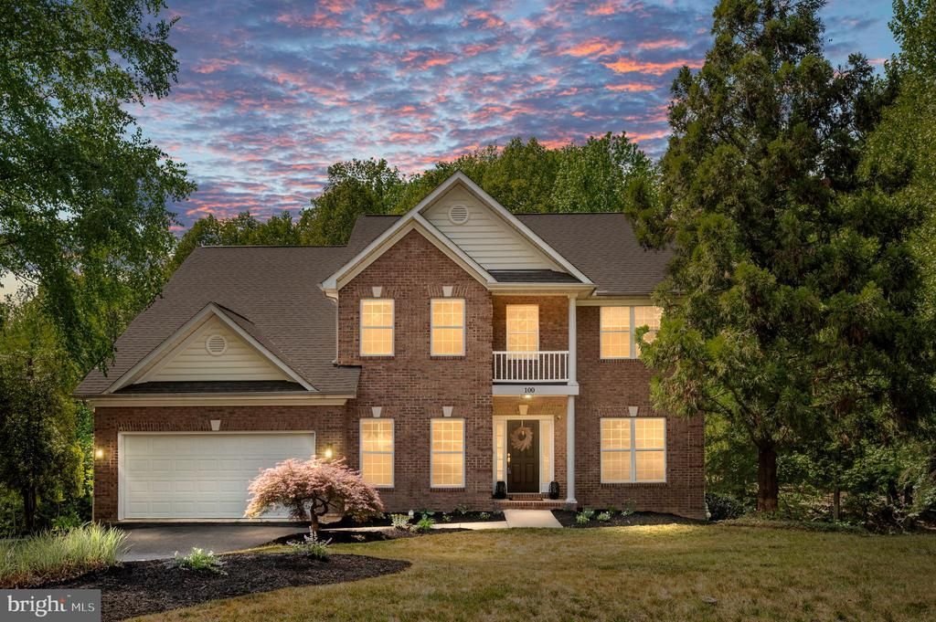 100 Huntington Hills Lane, Fredericksburg, VA 22401 Main Photo