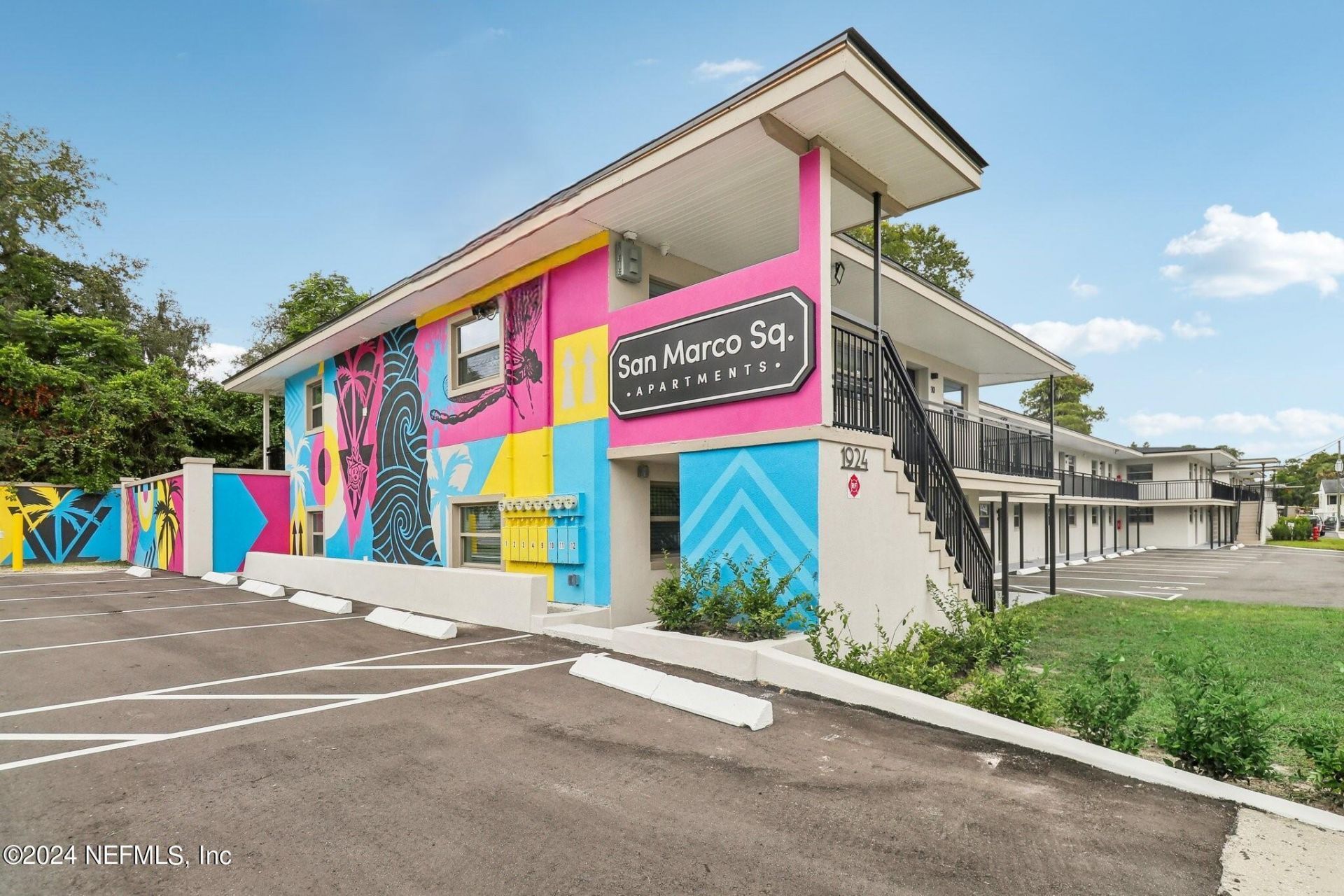 1924 Danese Court, Jacksonville, FL 32207 Main Photo