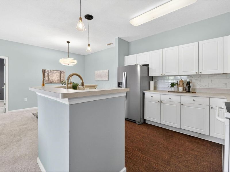 8075 Crane's Crossing Drive, Lewis Center, OH 43035 Photo 12