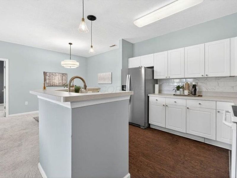 8075 Crane's Crossing Drive , Lewis Center, OH 43035 Photo 12