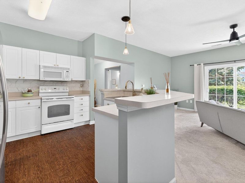 8075 Crane's Crossing Drive , Lewis Center, OH 43035 Photo 15