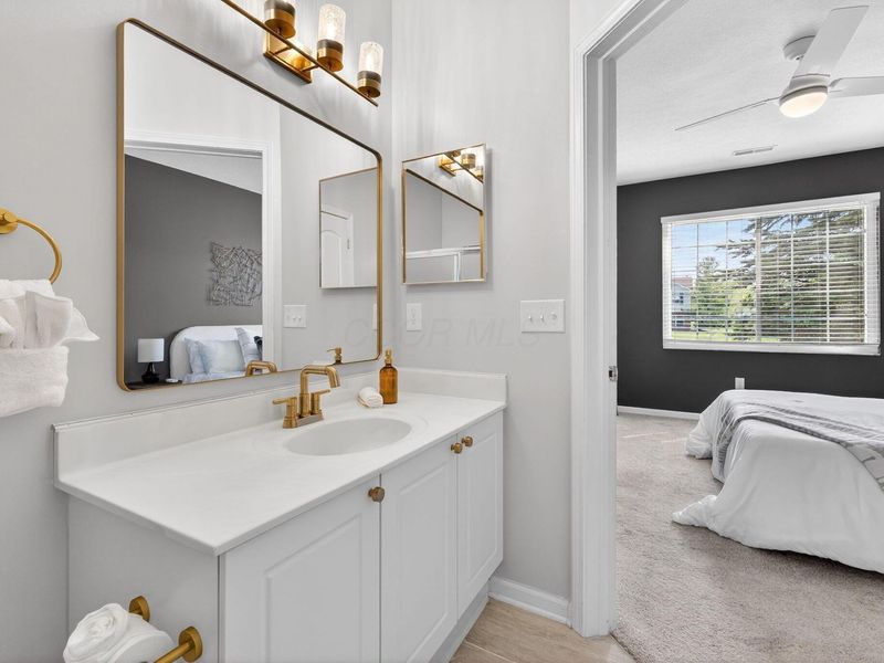 8075 Crane's Crossing Drive , Lewis Center, OH 43035 Photo 21