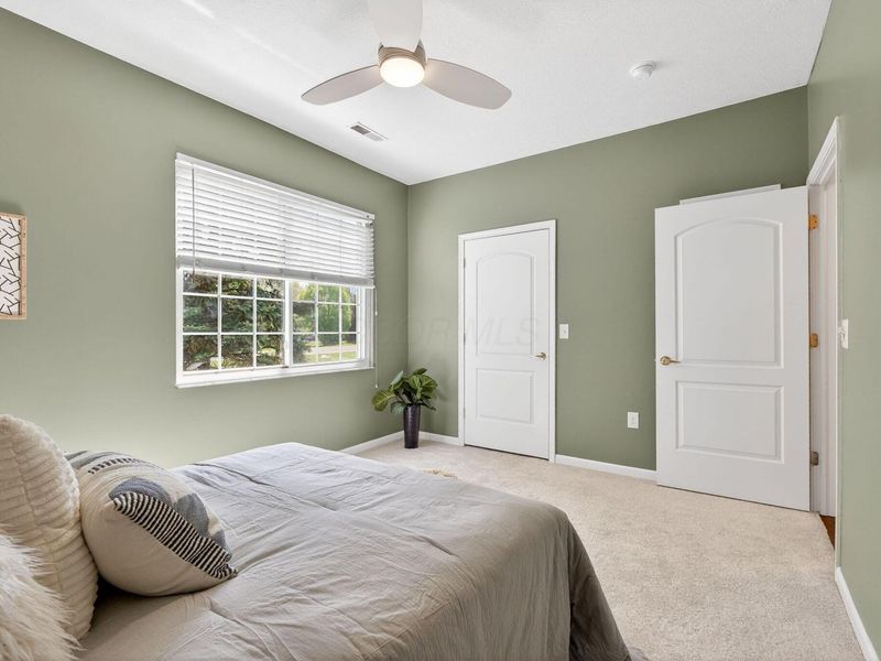 8075 Crane's Crossing Drive , Lewis Center, OH 43035 Photo 24