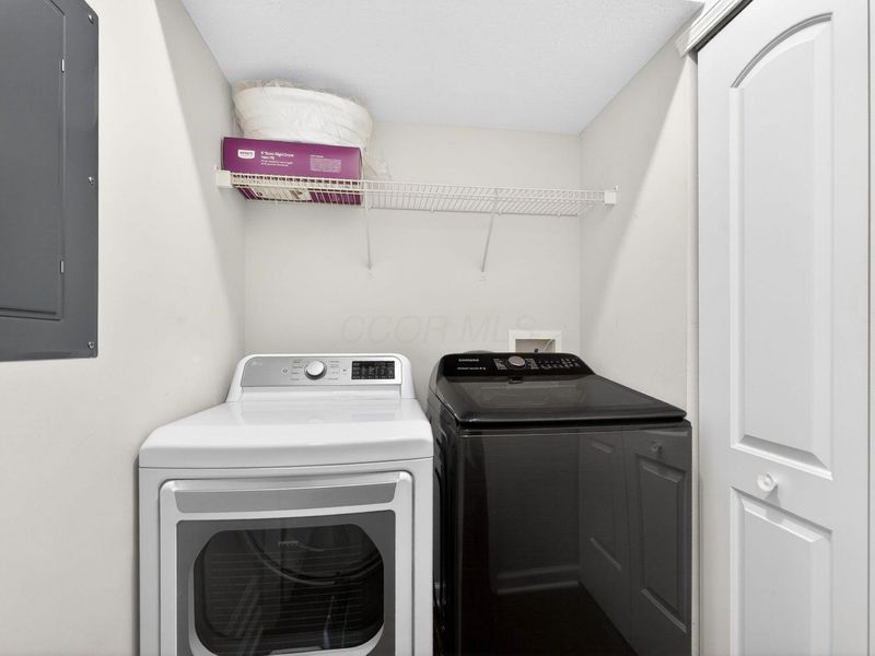 8075 Crane's Crossing Drive , Lewis Center, OH 43035 Photo 29