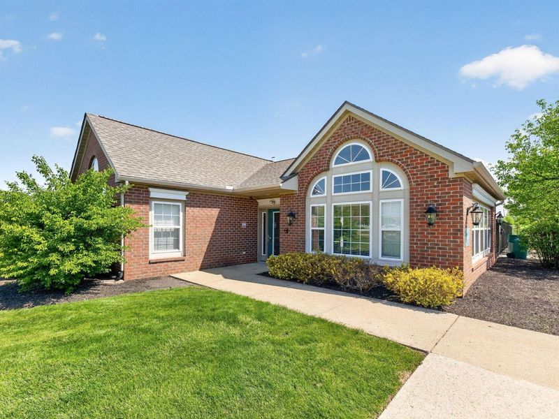 8075 Crane's Crossing Drive , Lewis Center, OH 43035 Photo 33