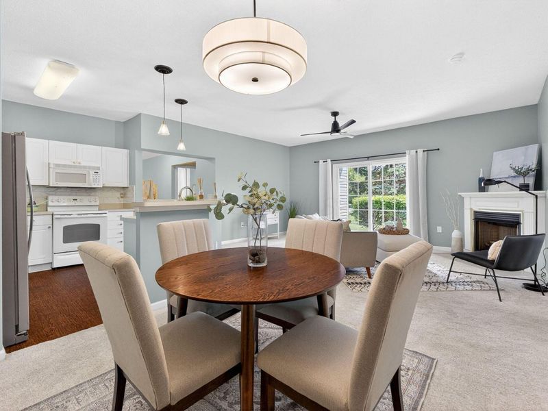 8075 Crane's Crossing Drive , Lewis Center, OH 43035 Photo 9