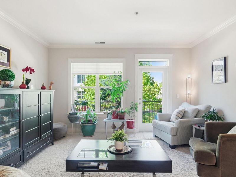 5735 Newbank Circle , Unit # 101, Dublin, OH 43017 Photo 16