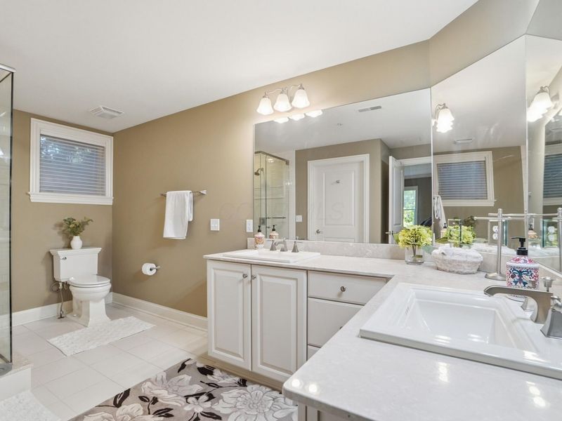 5735 Newbank Circle , Unit # 101, Dublin, OH 43017 Photo 39