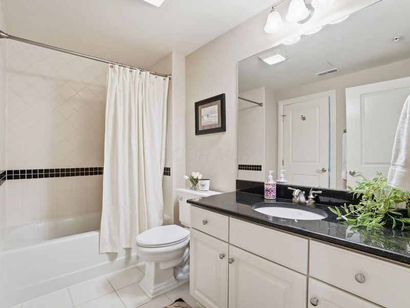 5735 Newbank Circle , Unit # 101, Dublin, OH 43017 Photo 47