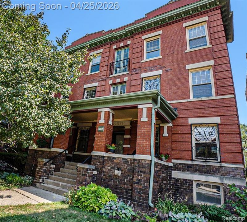 469 W Willis Street, Detroit, MI 48201 Main Photo