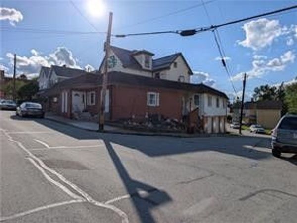 585 Fayette, Washington, PA 15301