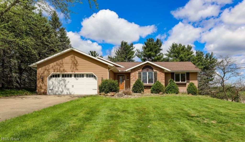 2855 Nimishillen Church Road Ne, Canton, OH 44721 Main Photo