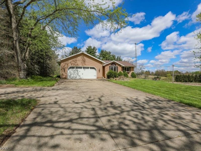 2855 Nimishillen Church Road NE, Canton, OH 44721 Photo 3