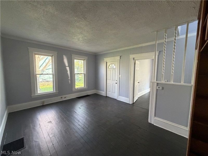 347 11th Street , Elyria, OH 44035 Photo 6