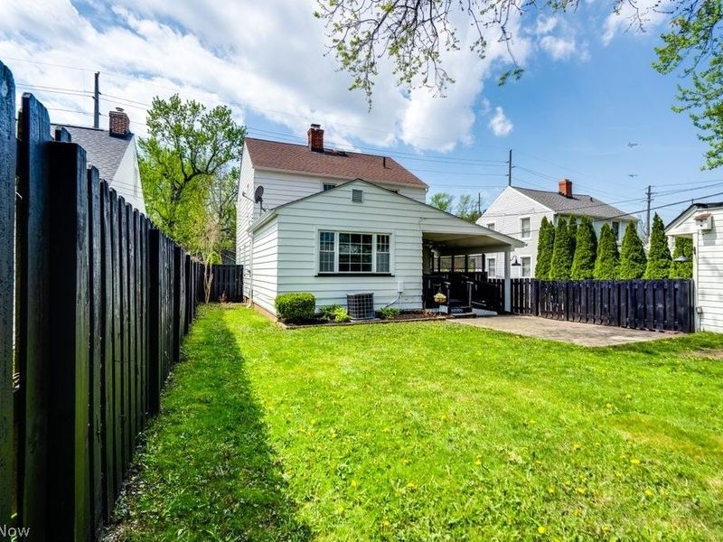 1547 Richmond Road, Lyndhurst, OH 44124 Photo 10