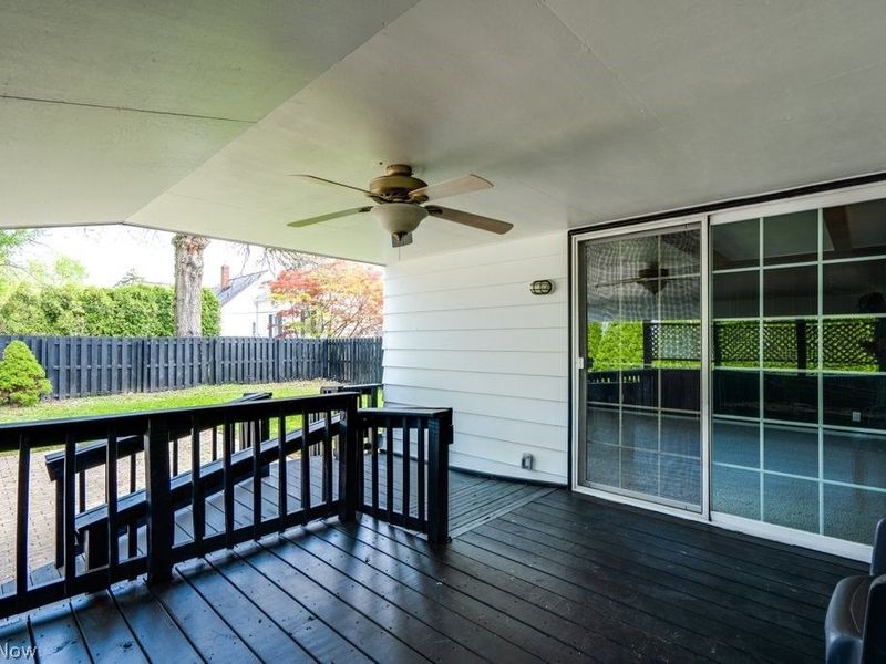 1547 Richmond Road, Lyndhurst, OH 44124 Photo 11