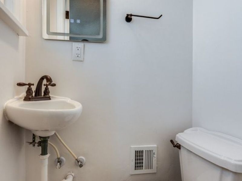 1547 Richmond Road, Lyndhurst, OH 44124 Photo 30