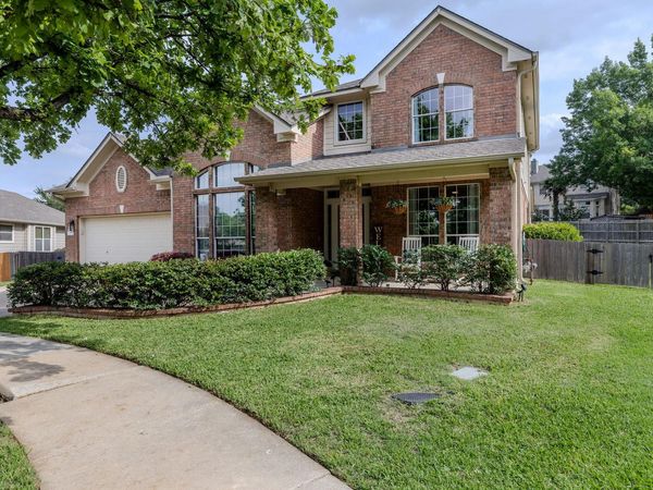 143 Chestnut CT , Georgetown, TX 78633