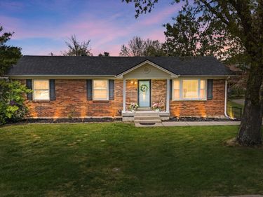 28 Churchill Drive, Winchester, KY 40391
