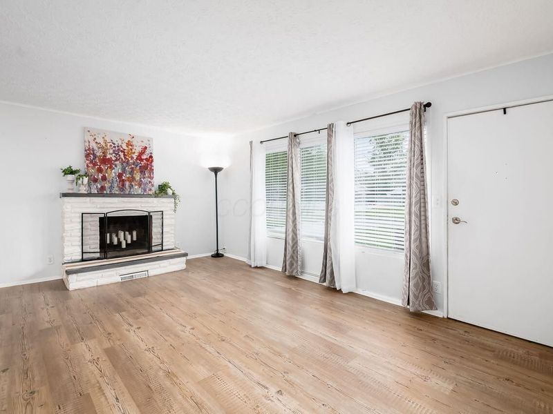 3835 Fayette Drive , Columbus, OH 43224 Photo 5