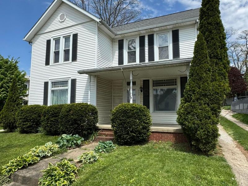 222 S Columbus Street, Somerset, OH 43783 Photo 2