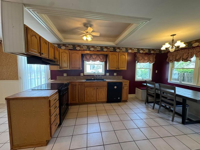 222 S Columbus Street, Somerset, OH 43783 Photo 3