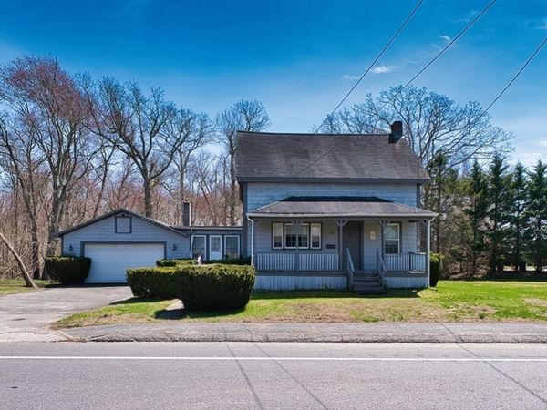 504 Russells Mills Rd, Dartmouth, MA 02748