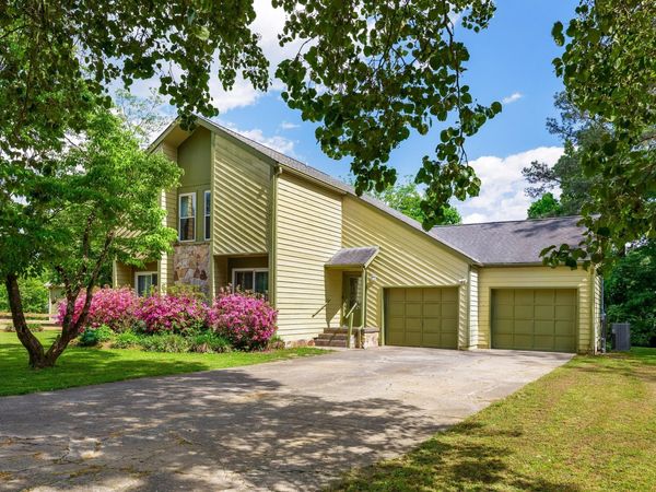 8026 Savannah Lane, Ooltewah, TN 37363