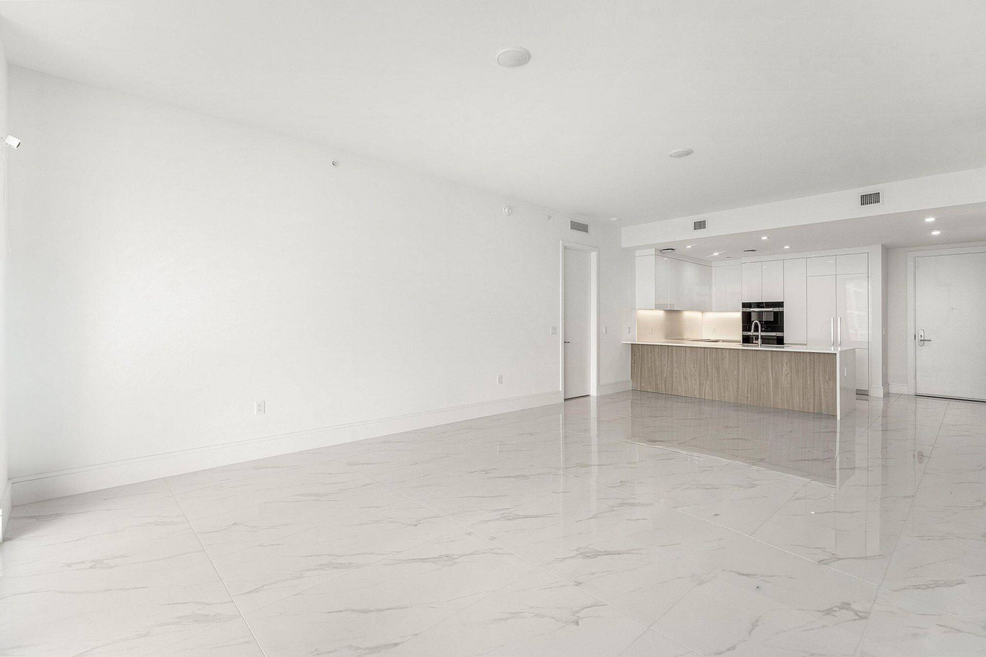 220 Lake Shore Drive, Unit 1015, Lake Park, FL 33403 Photo