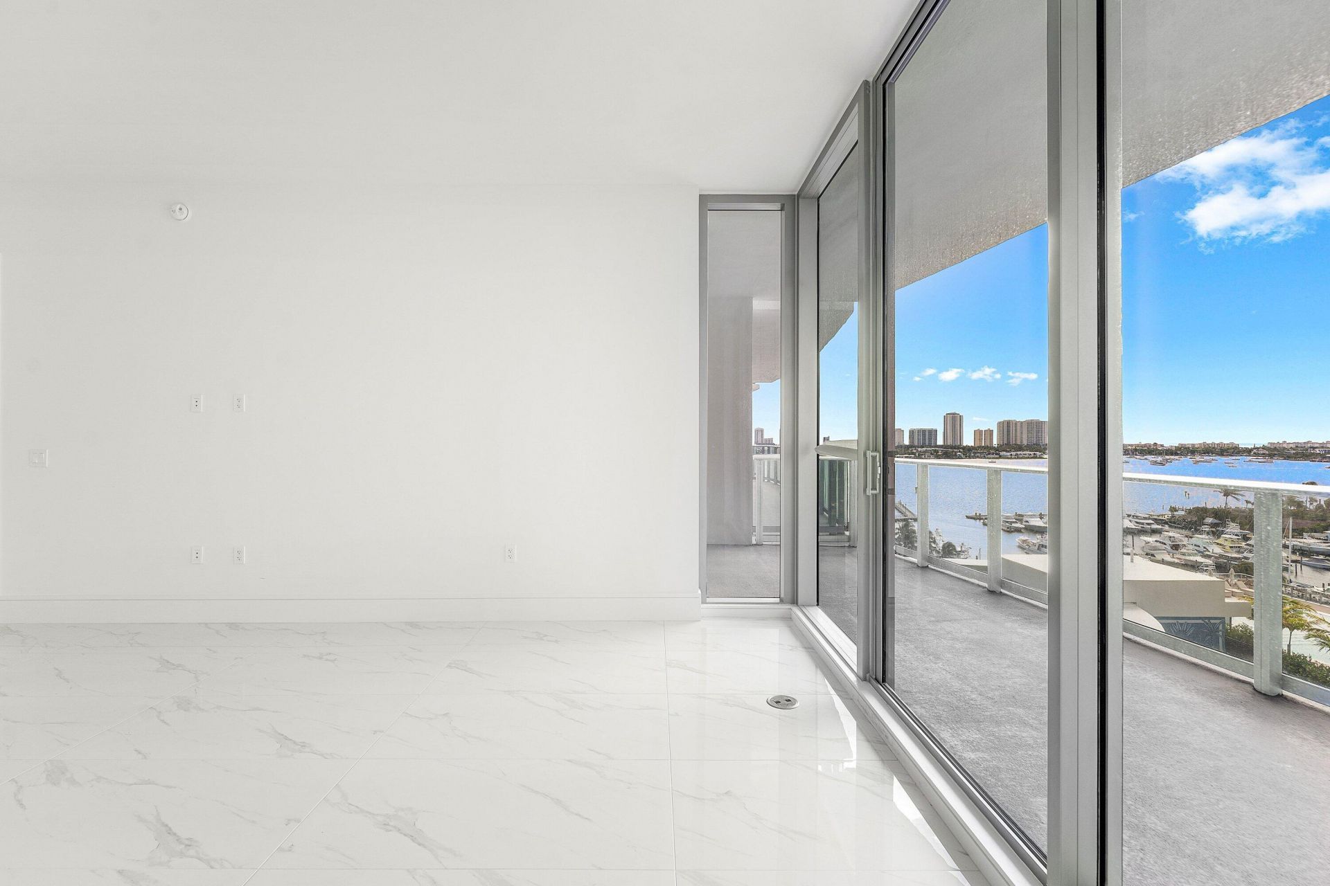 220 Lake Shore Drive, Unit 1015, Lake Park, FL 33403 Photo