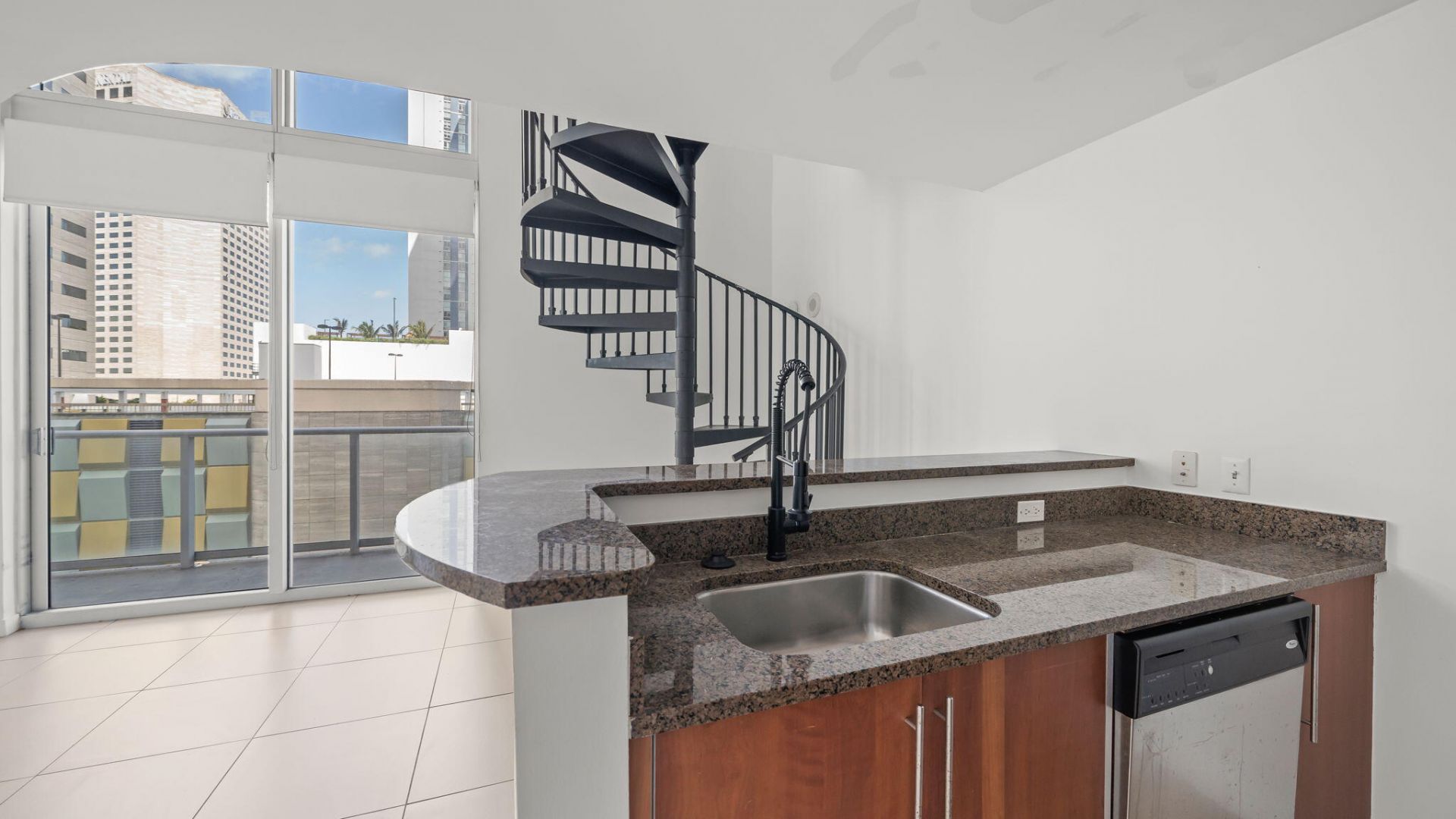 300 S Biscayne Boulevard, Unit L-832, Miami, FL 33131 Photo