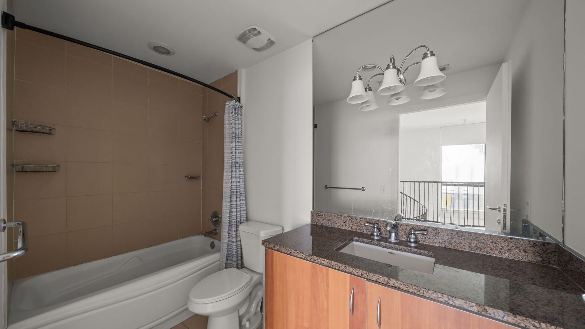 300 S Biscayne Boulevard, Unit L-832, Miami, FL 33131 Photo