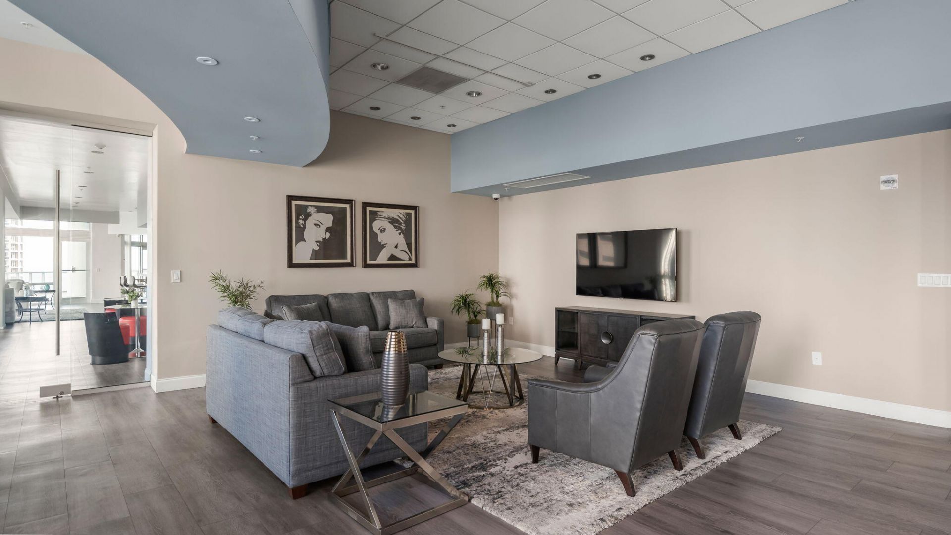 300 S Biscayne Boulevard, Unit L-832, Miami, FL 33131 Photo