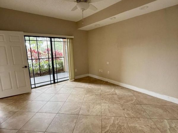 2916 Tuscany Court, Unit 115, Palm Beach Gardens, FL 33410