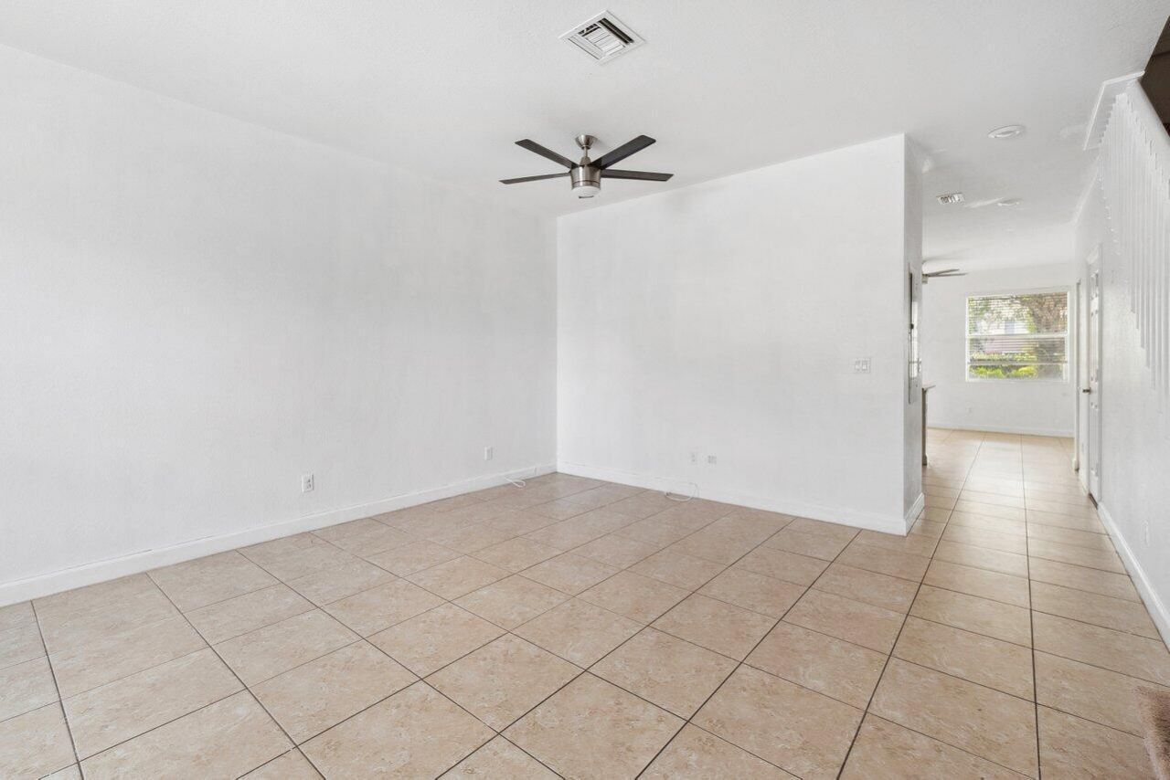 5288 Ashley River Road, West Palm Beach, FL 33417 Photo
