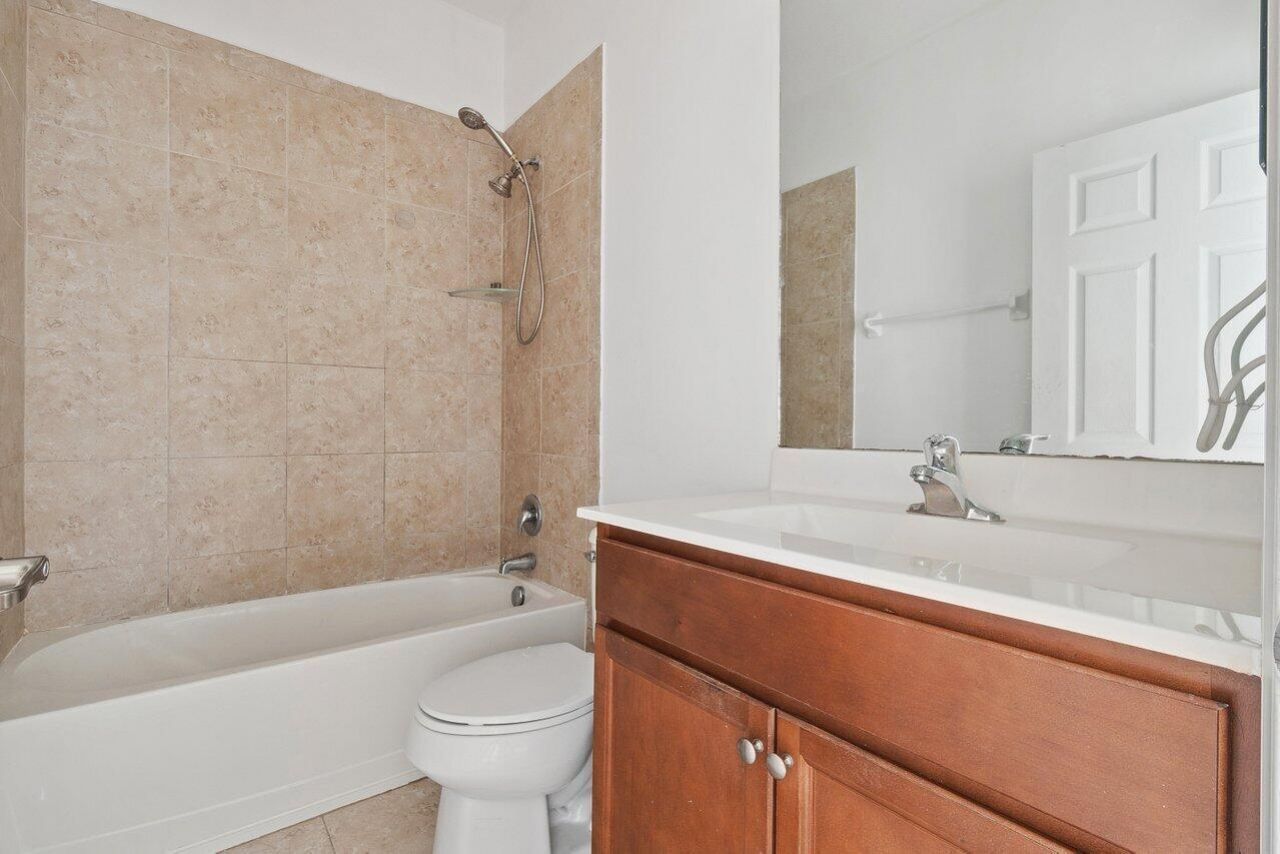 5288 Ashley River Road, West Palm Beach, FL 33417 Photo