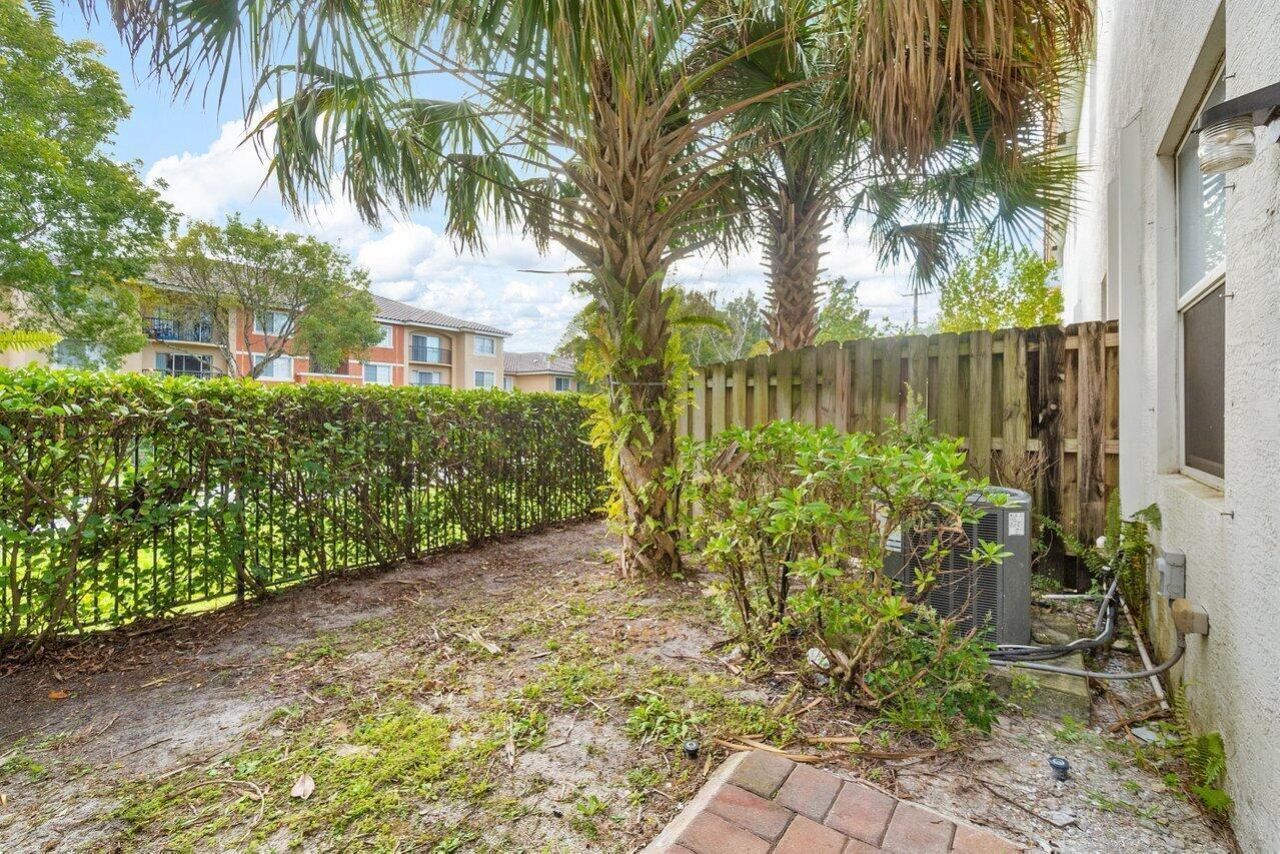 5288 Ashley River Road, West Palm Beach, FL 33417 Photo