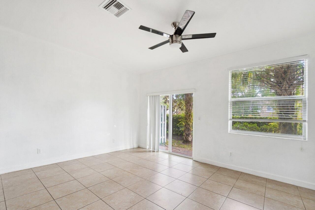 5288 Ashley River Road, West Palm Beach, FL 33417 Photo