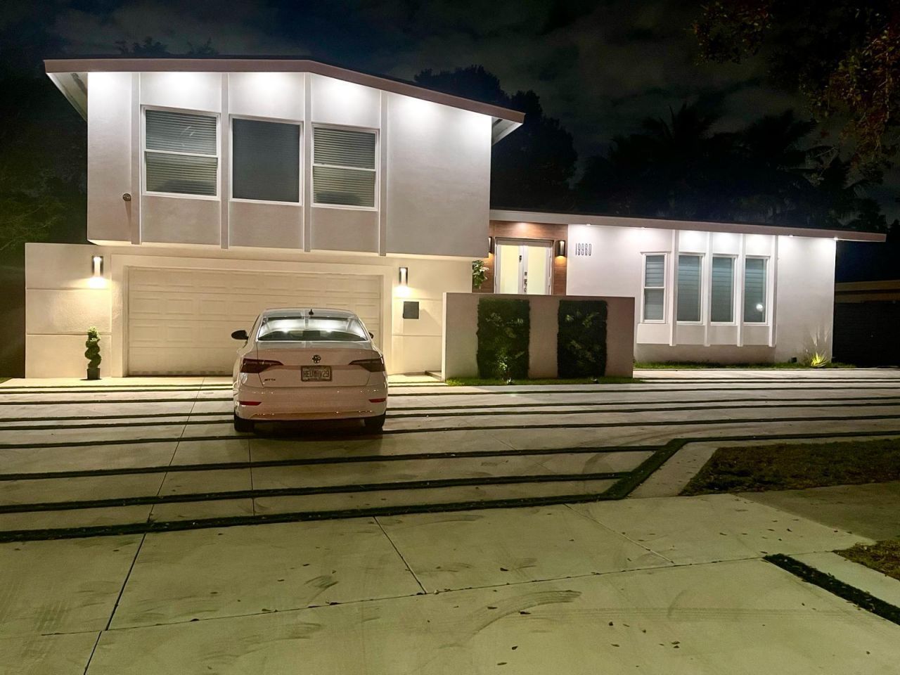 19960 Highland Lakes Boulevard, Miami, FL 33179 Photo