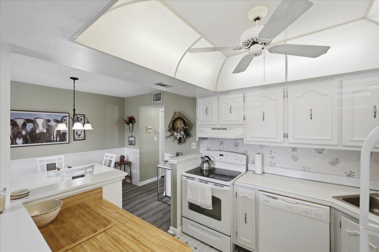 2600 S Kanner Highway, Unit N9, Stuart, FL 34994 Photo