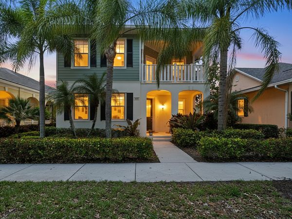2672 E Community Drive, Jupiter, FL 33458