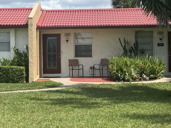 117 Golden River Drive, West Palm Beach, FL 33411