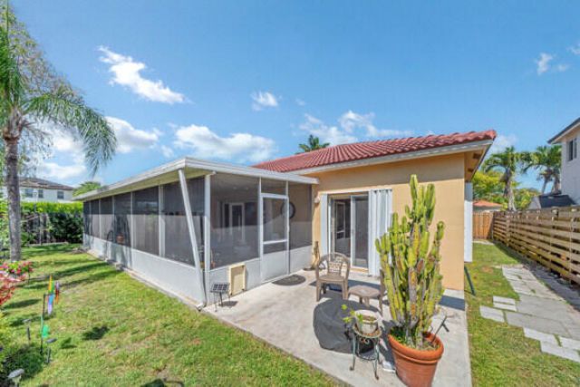 21200 SW 92nd Avenue, Cutler Bay, FL 33189 Photo