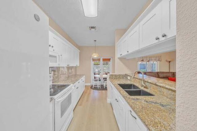 21200 SW 92nd Avenue, Cutler Bay, FL 33189 Photo