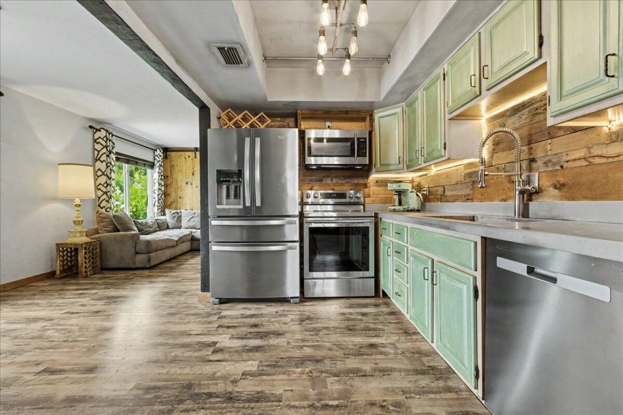 411 SW 1st Street, Boca Raton, FL 33432 Photo